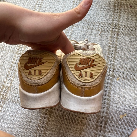 Nike Air Max 90 Caramel - Picture 4 of 6